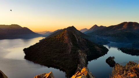 Flüge nach Udaipur