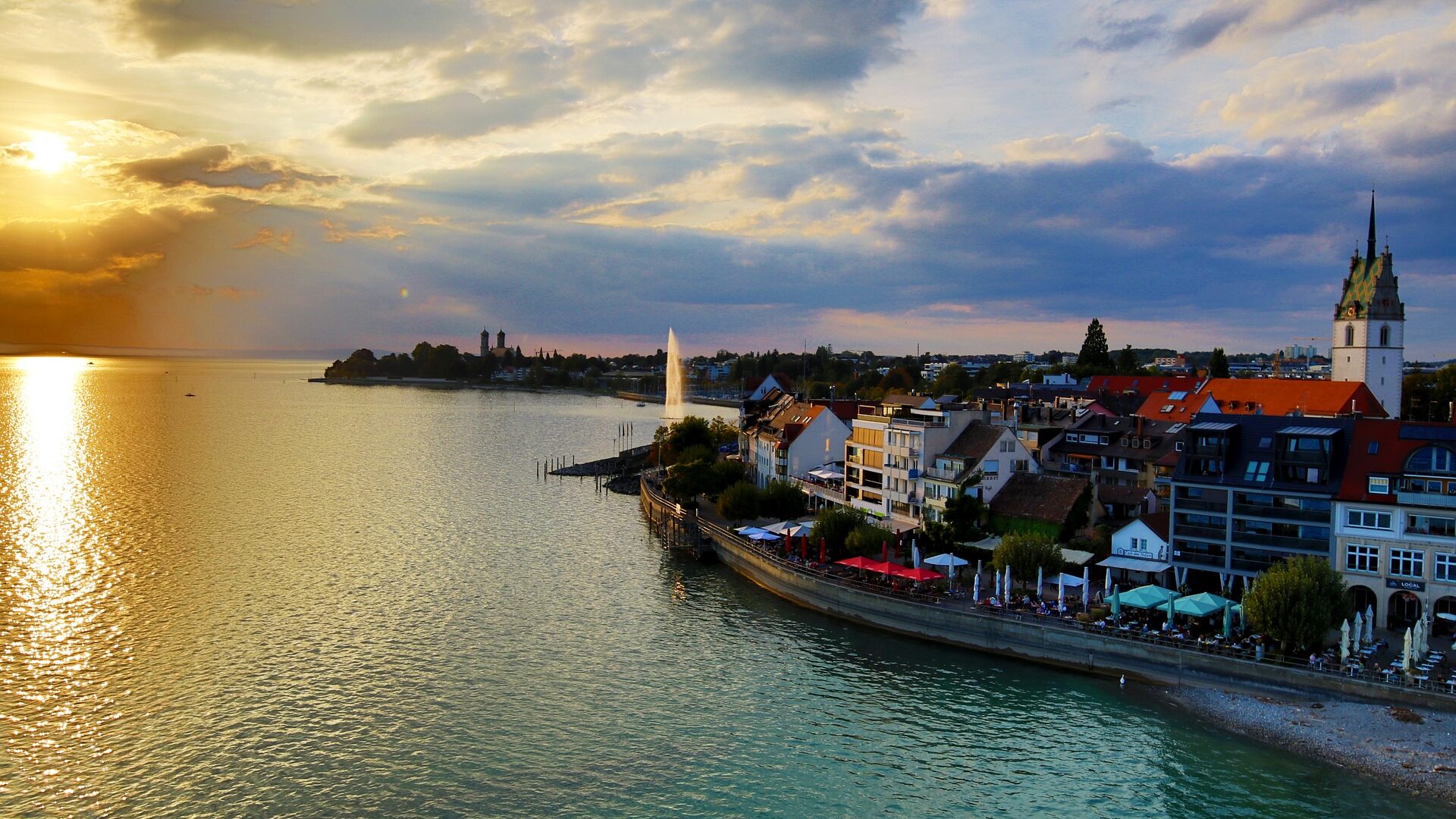 Flüge nach Friedrichshafen